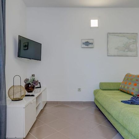 Holiday Home Kalinic Слатине Экстерьер фото