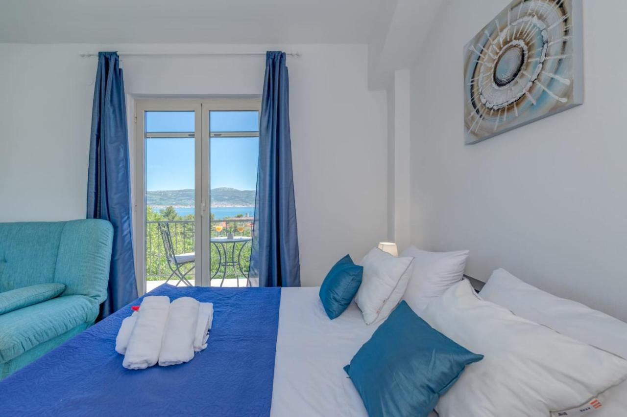 Holiday Home Kalinic Слатине Экстерьер фото