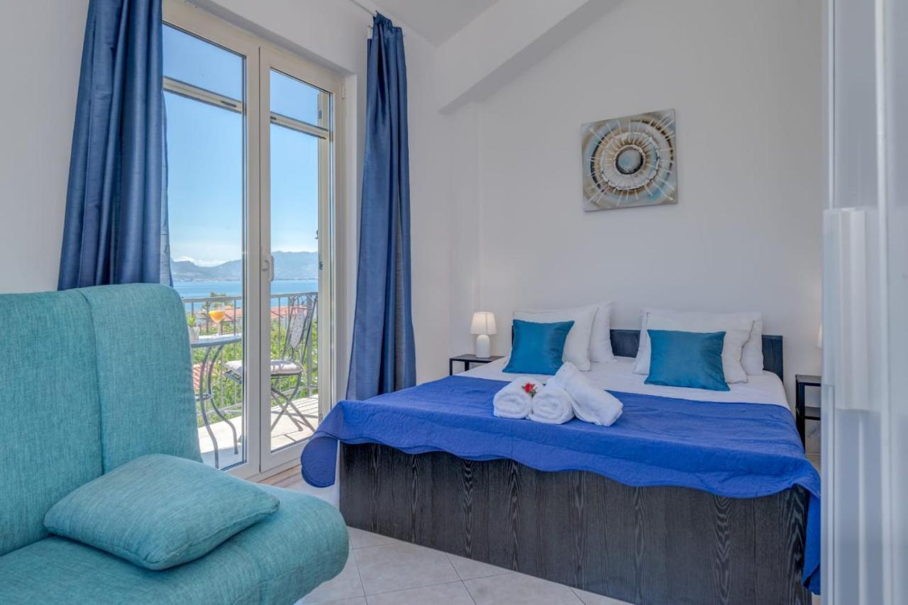 Holiday Home Kalinic Слатине Экстерьер фото