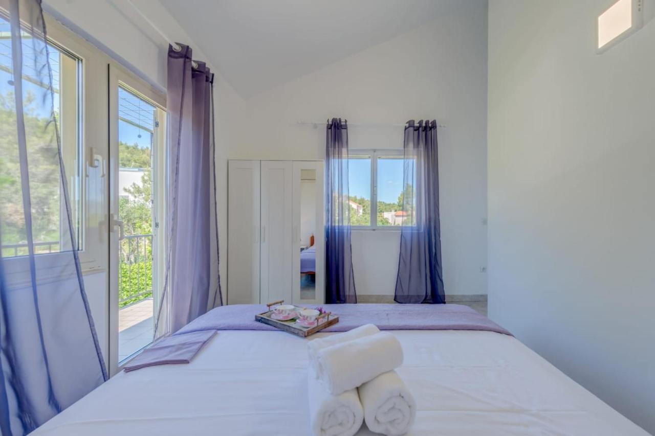 Holiday Home Kalinic Слатине Экстерьер фото