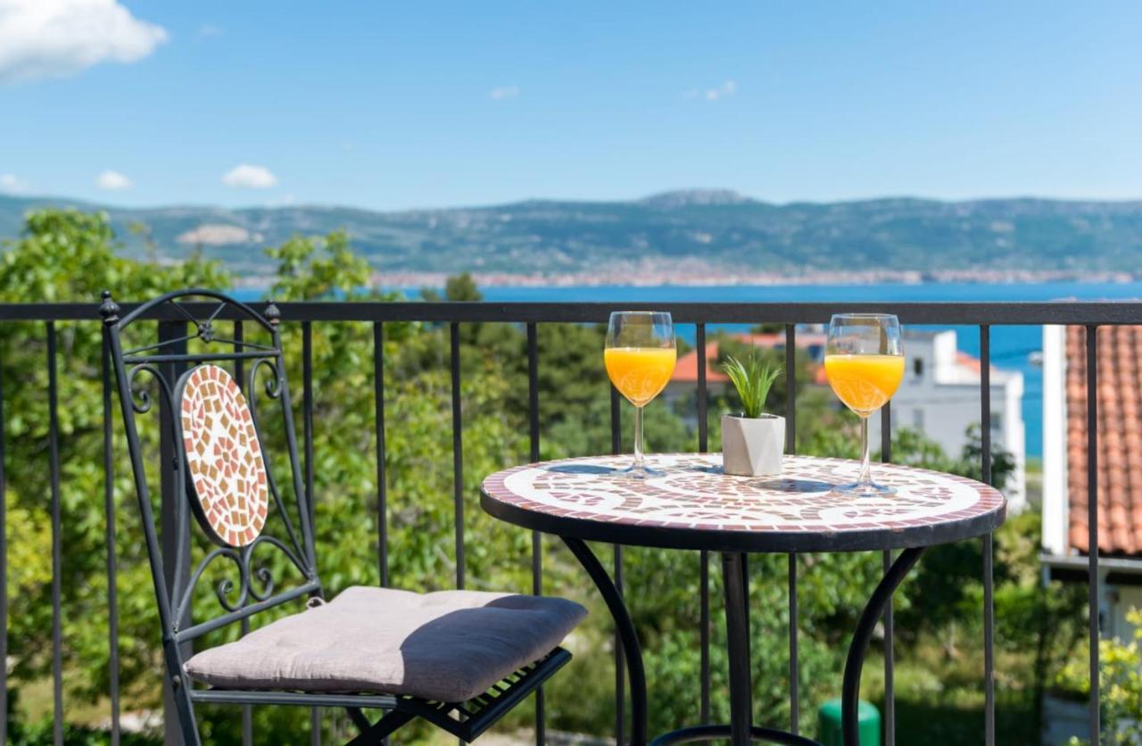 Holiday Home Kalinic Слатине Экстерьер фото