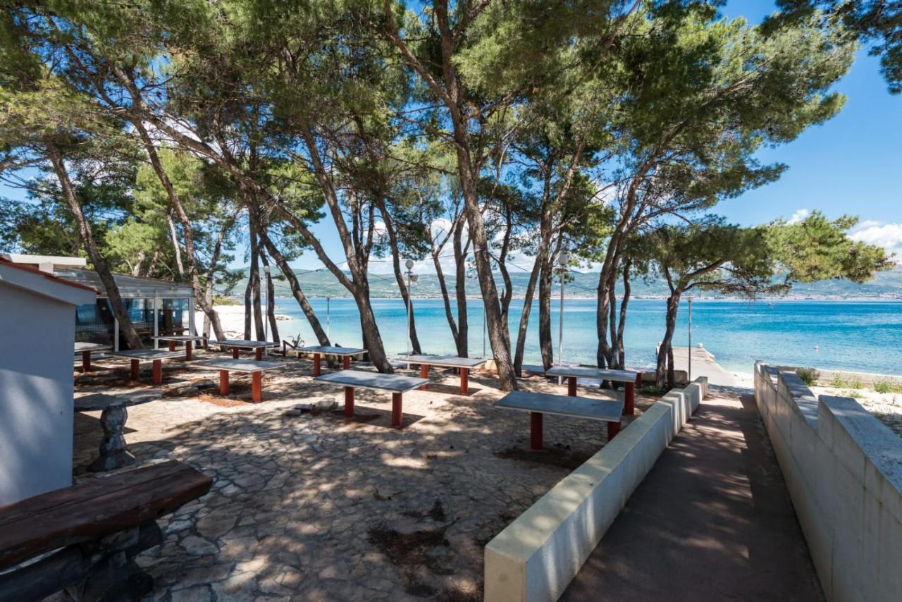 Holiday Home Kalinic Слатине Экстерьер фото